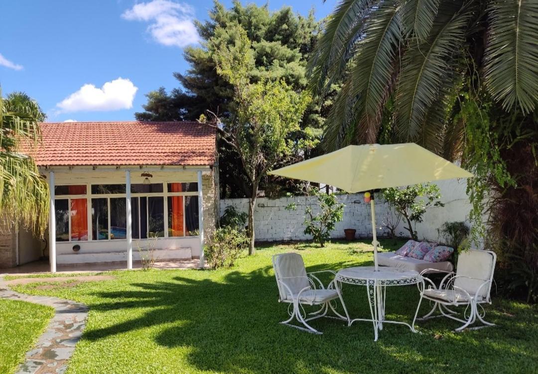 Olivos, Posada Y Habitaciones בואנוס איירס מראה חיצוני תמונה